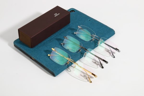 Kính Không Gọng Mạ Vàng 18K Titanium Jaecer J27149 - Ảnh 4