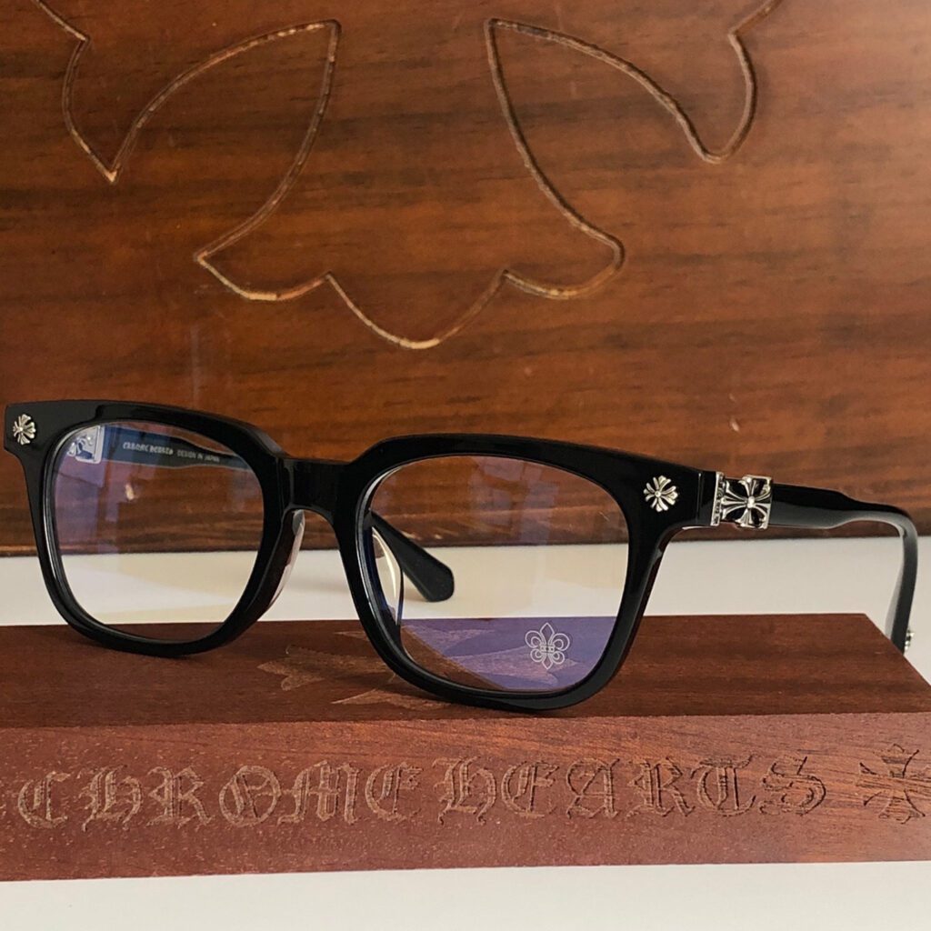Kính Mắt Chrome Hearts Cox Ucker
