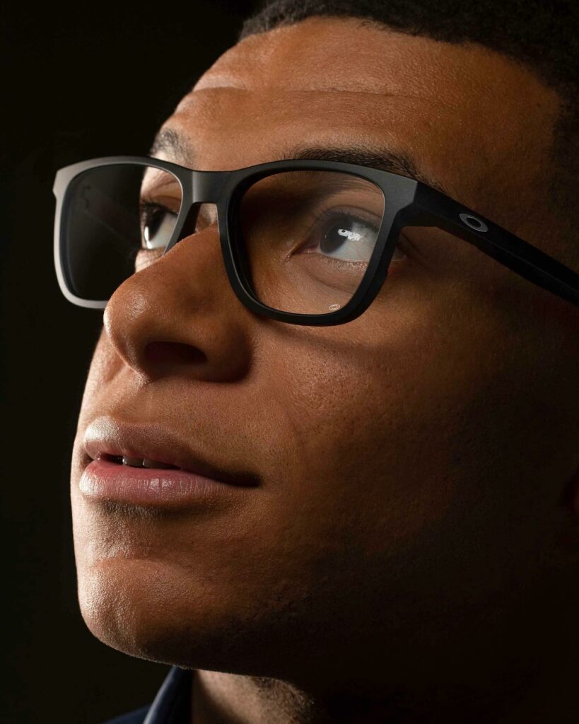 Gọng Kính Thể Thao Oakley Centerboard x Kylian Mbappe