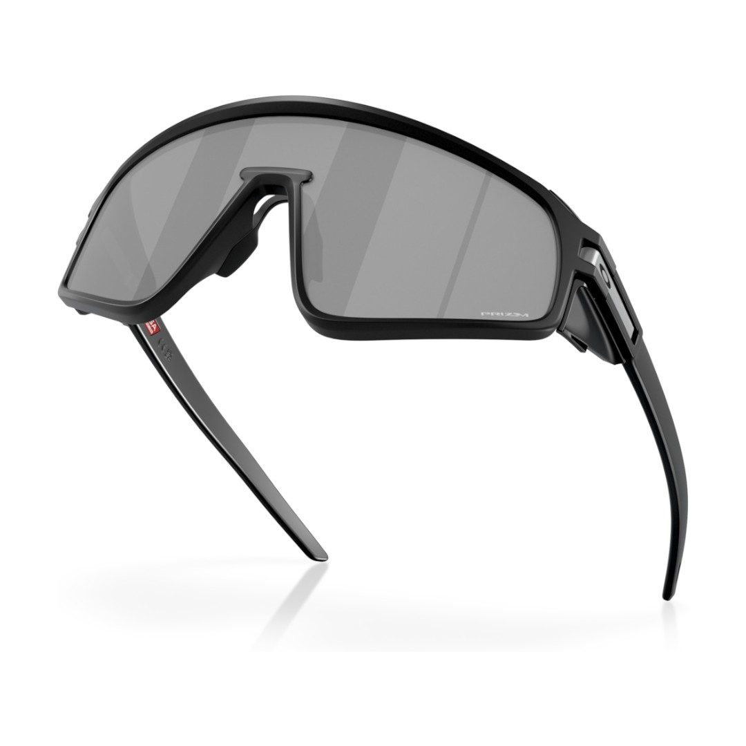 Oakley Latch™ Panel 0OO9404 Kính Mát - Tem Chính Hãng Luxottica