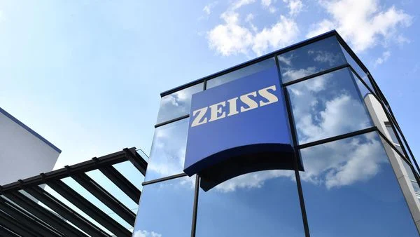 Zeiss Clearview Freeform BlueGuard Tròng Kính Chống Ánh Sáng Xanh