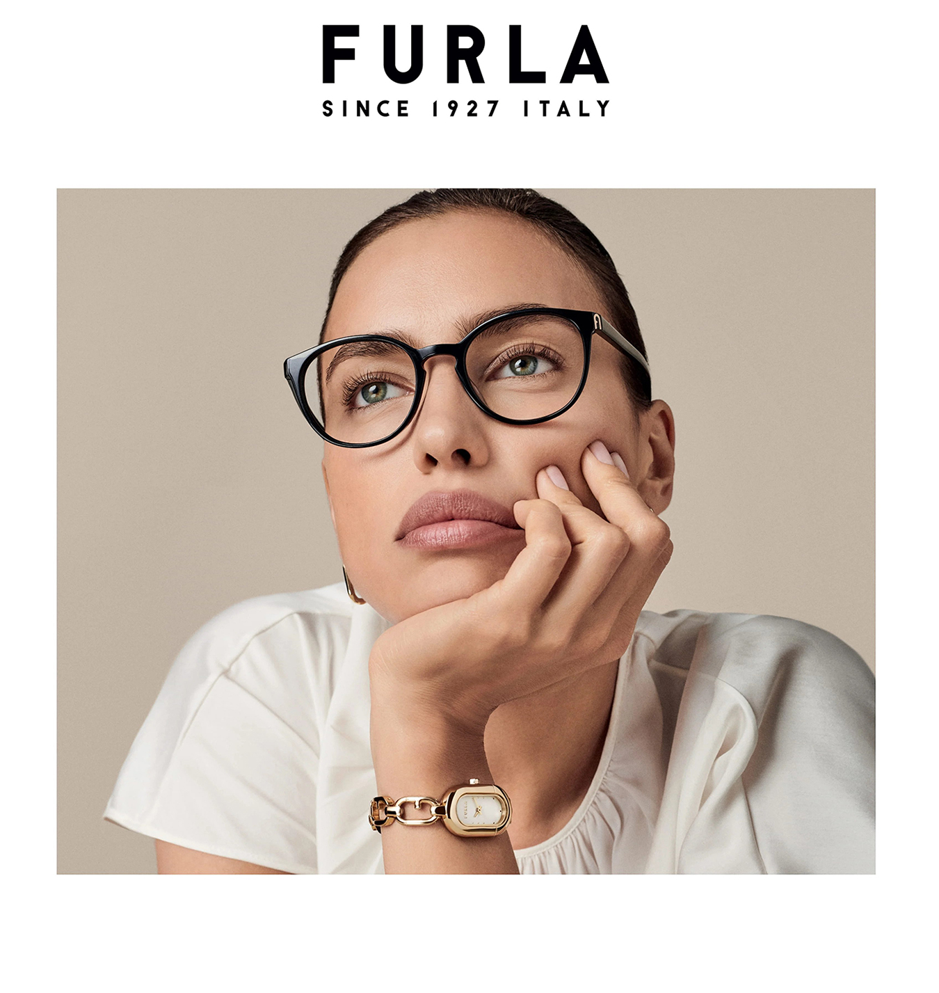 mix đồ với kính Furla