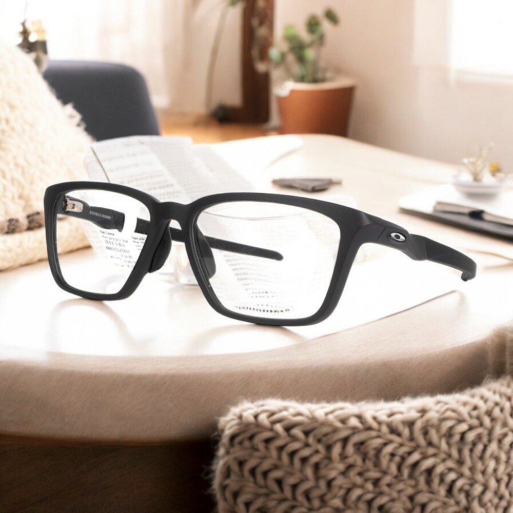 So sánh kính Oakley: Double Down 0OX8188D và Dissipate 0OX8062D