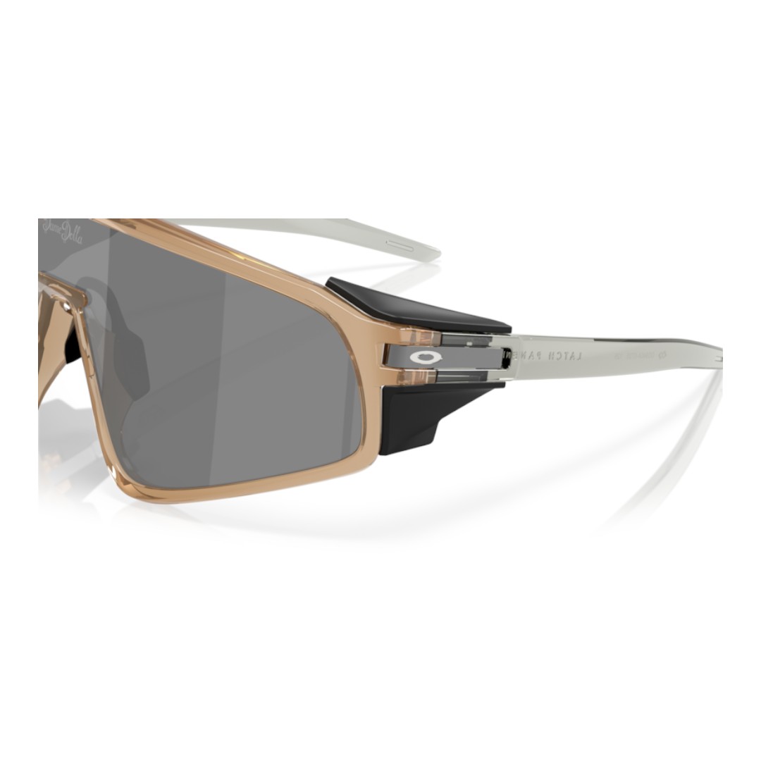 Oakley 0OO9404 Latch Panel