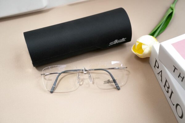 gong-kinh-silhouette-5599-7001 (3)_5454 Kính Không Gọng Silhouette Titan Minimal Art 05599GH