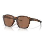 Oakley Shackle 0OO9507D Kính Mát - Tem Chính Hãng Luxottixca