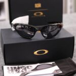 Oakley MUZM Scar OO9526 Kính Mát – Chính Hãng