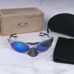 Kính Mát Oakley Plantaris 943701