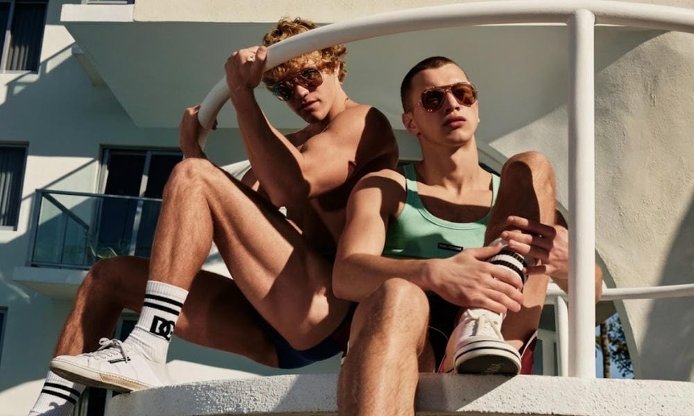 Vì Sao DOLCE&GABBANA x RAY-BAN Là Màn Kết Hợp Đáng Chú Ý Của Làng Kính Mát?