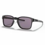 Oakely Latch Squared A 0OO9358 Kính Mát - Tem Chính Hãng Luxottica