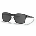 Oakely Latch Squared A 0OO9358 Kính Mát - Tem Chính Hãng Luxottica