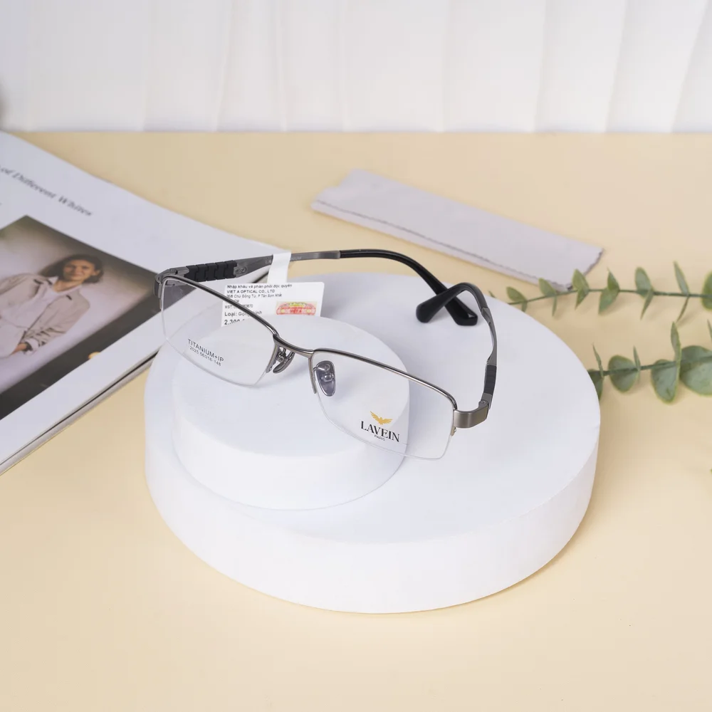Lavein 2025 Gọng Kính Nửa Khung Titanium IP – Chính Hãng