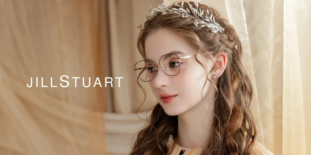 Jill Stuart Eyewear Và Tuyên Ngôn “Goddess Power”: Bản Lĩnh Nằm Trong Sự Dịu Dàng