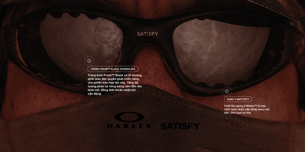 Bản Lĩnh Dẫn Đầu Cùng Huyền Thoại 1999: SATISFY OAKLEY Straight Jacket™ 99