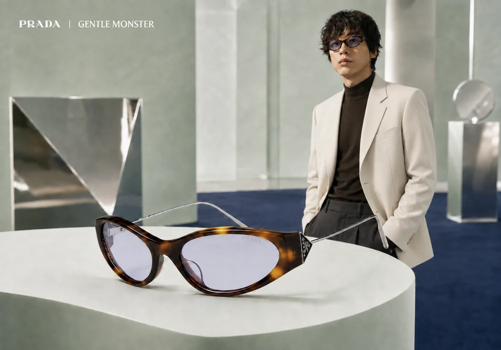 Kính PRADA GENTLE MONSTER gọng đồi mồi và phong cách Kentaro Sakaguchi.