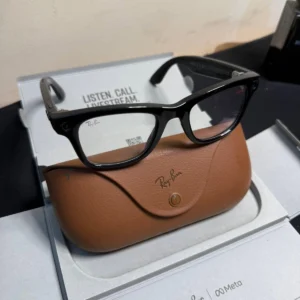 Kính Thông Minh Rayban Meta Gen 1 Wayfarer Like New 99% kèm hộp sạc và fullbox