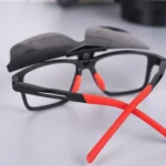 Gọng kính thể thao Mason 8565 kèm kính mát lật phân cực chống UV màu đen đỏ